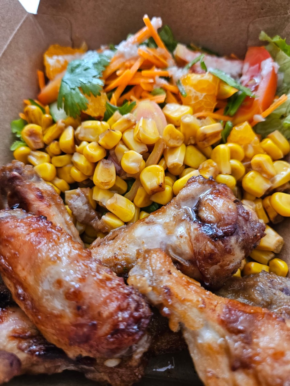 Roasted chicken with sweetcorn and a fresh vegetable salad